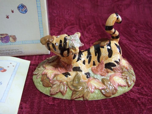 Royal doulton tigger figurine - royal,