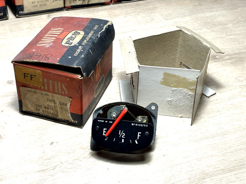 Nos smiths fuel gauge - smiths,