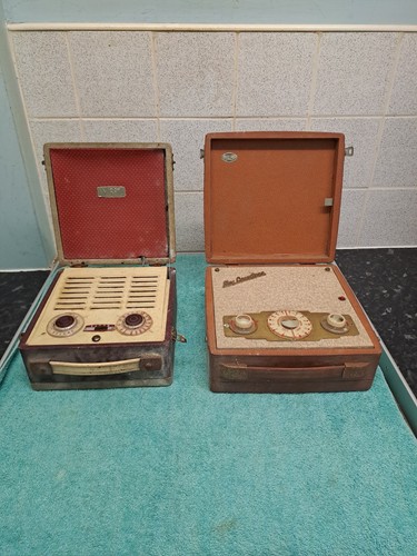 Two vintage old radios - vintage, ever