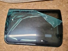 Dometic Swift motorhome / caravan window MC9010900x0520