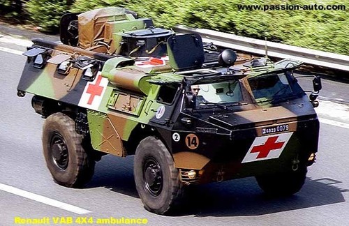 French vab 4x4 ambulance - 1/72,