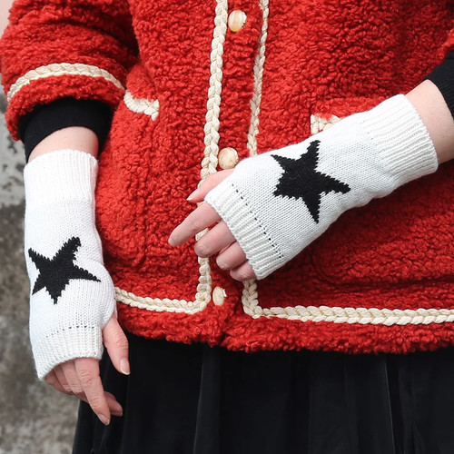 Fingerless knit gloves - fingerless,