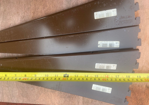 Adjustable shelf brackets - 18",