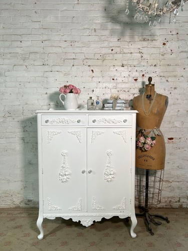 Painted cottage chic shabby - cottage,