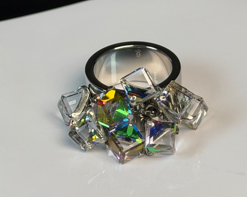 Love explosion crystal ring - love,