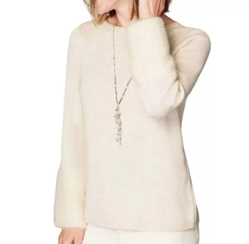 Jill barley faux fur cuff - j.,