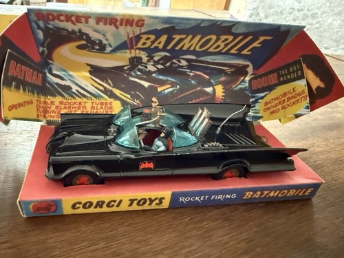 Corgi 267 batman batmobile - batman,