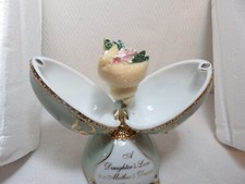 Bradford Delicate Flower