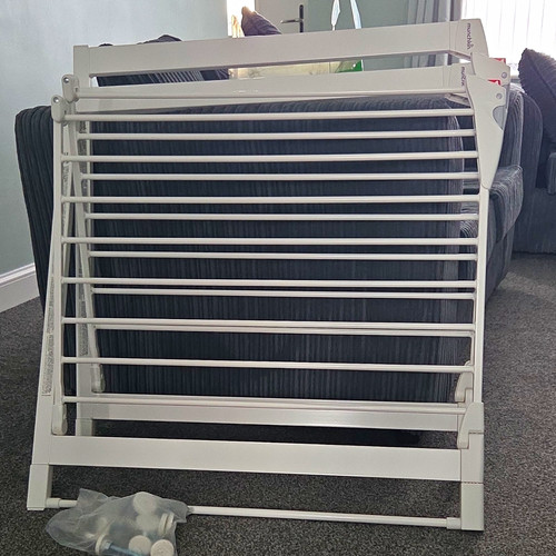 Munchin stair gates brand - munchin,