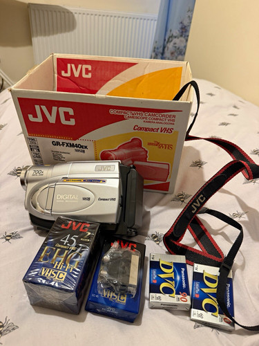 Jvc fxm40ek vhs handheld - vhs-c,