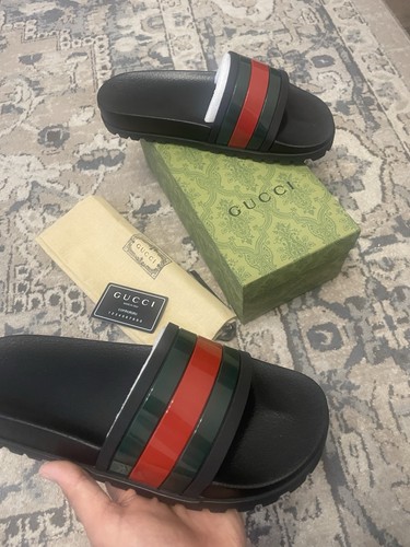 Gucci men leather slider - gucci,
