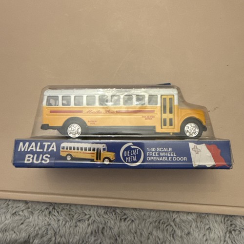 Unbranded diecast malta bus - unbranded,
