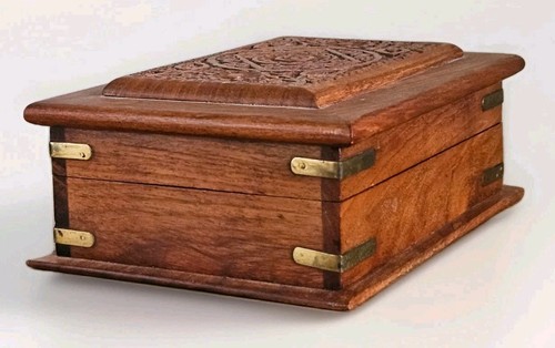 Vintage wooden box - vintage, sheesham