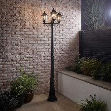 Outdoor Garden Lamp Post