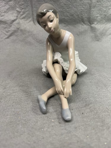 Lladro nao daisa stretching - lladro,