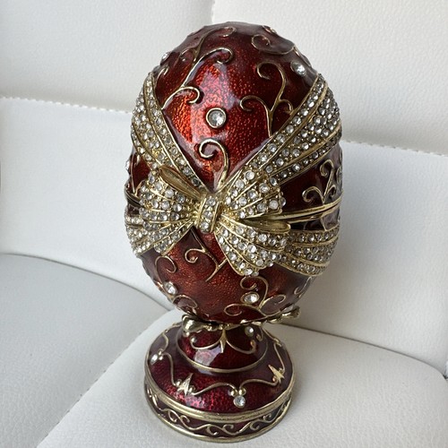 Brown bowed enamel - bowed,