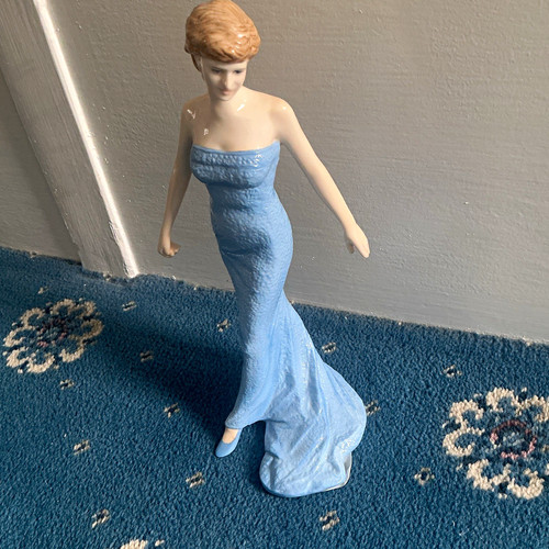 Royal doulton pretty ladies - doulton,