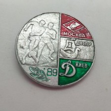 Football Pin Badge 1989 Dynamo
