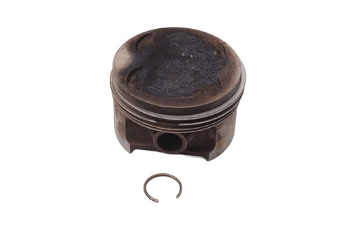 Piston with - , pin