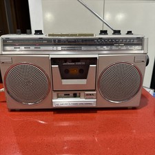 VINTAGE GHETTOBLASTER AIWA