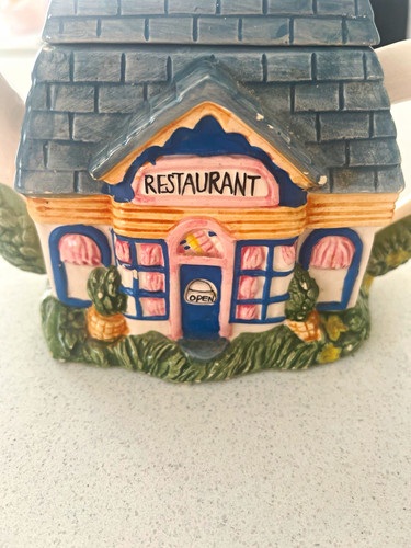 Ceramic house shaped - house,