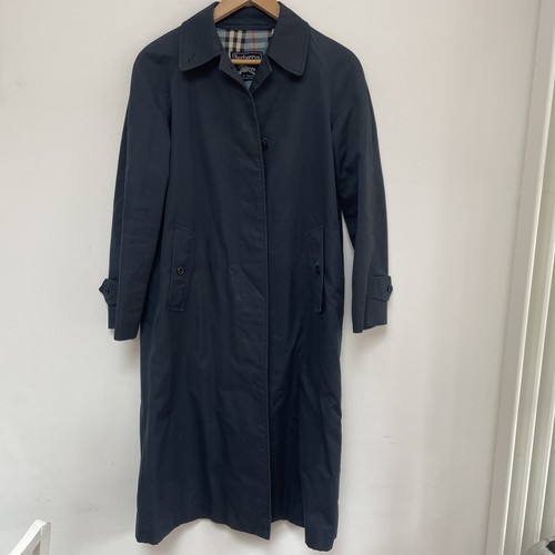 Vintage burberrys trench coat - vintage,