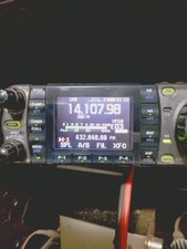 ICOM IC 7000 HF/VHF/UHF 100W