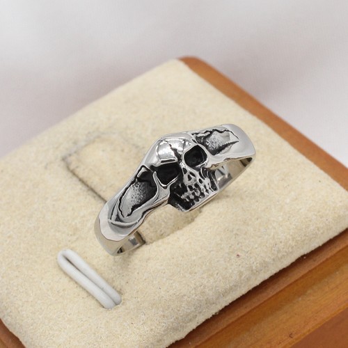 Men vintage skull ring - men’s,