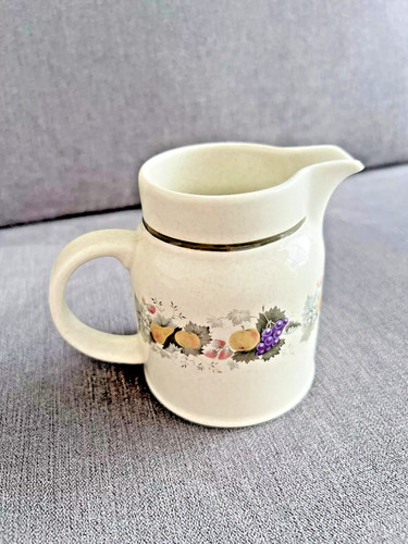 Royal doulton harvest - royal, garland