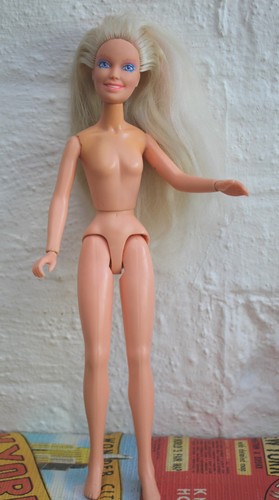 1985 hasbro jem doll vintage - 1985,