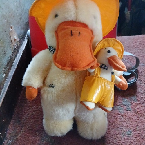 Vtg duck plush soft toy - vtg, yellow
