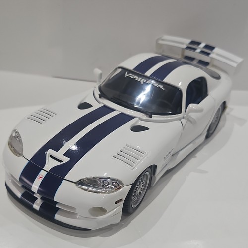 Maisto dodge viper - 1/18,