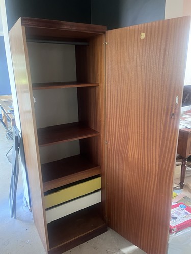 Plan tola single wardrobe - g,