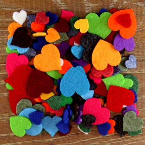 Over 100 mixed 3mm felt - over, heart