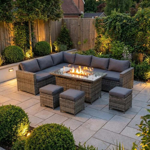 Tarporley seater garden - 9,