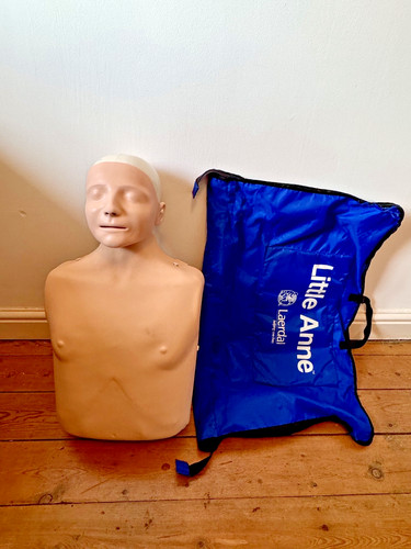 Laerdal little anne cpr first - little,