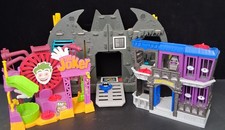 Batman Gotham City Playset with Joker Funhouse and Batcave - #1008