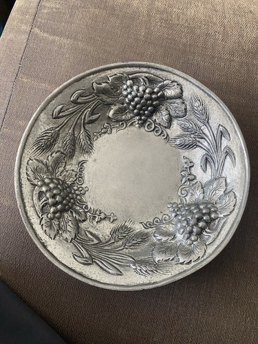 Vintage pewter fruit bow - pewter,