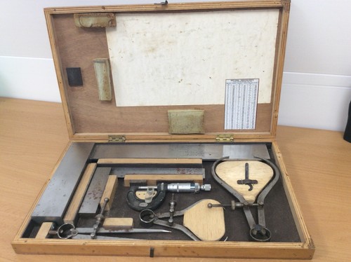 Large moore callipers - &,