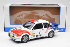 1 : 18 Diecast Model of Ford
