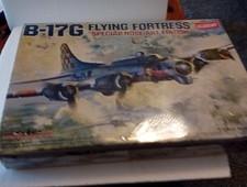 Academy 1.72 Scale Boeing B17G