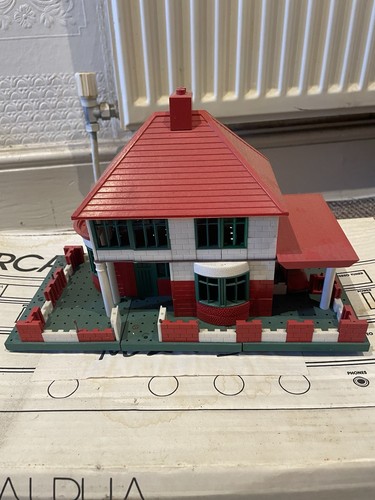 Bayko building set 2 and - building,