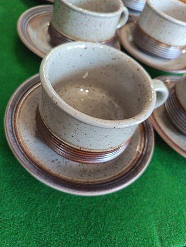 Set ofpurbeck pottery - 4,