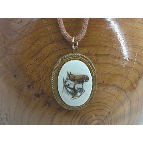 Vintage horse portrait pendant - vintage,