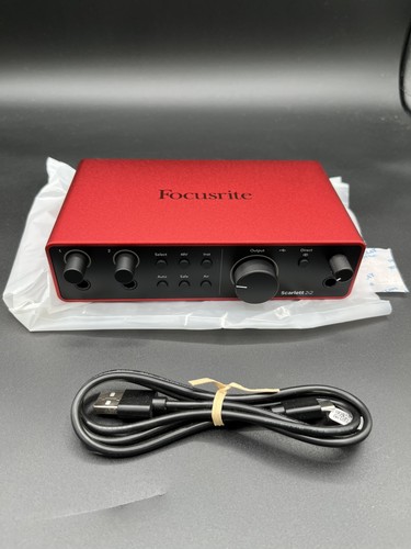 Focusrite scarlett 2i2 4th - scarlett,