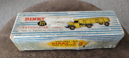 Dinky toys 921 articulated - dinky,