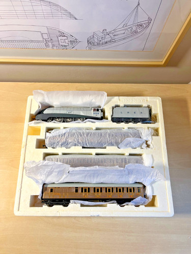 Hornby r2373m silver fox train - hornby,