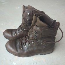 Altberg Microlite leather army