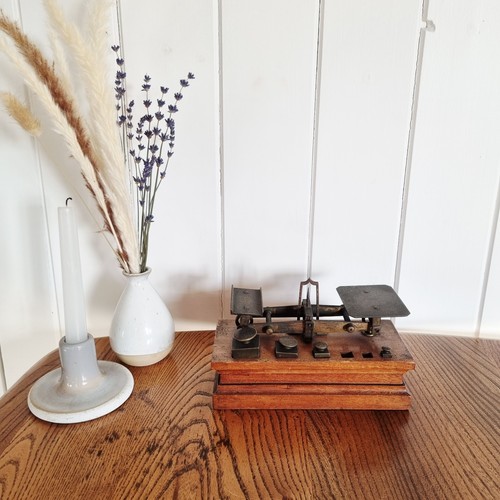 Antique brass oak - brass,
