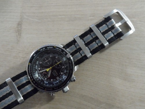 James bond time die - to,